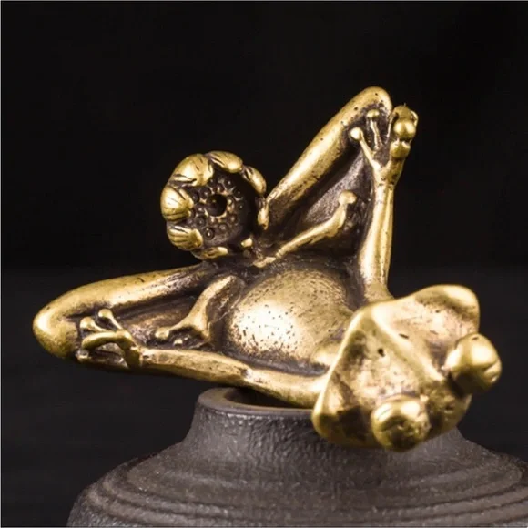 Brass Zen Frog Statue - Picture 4 of 6